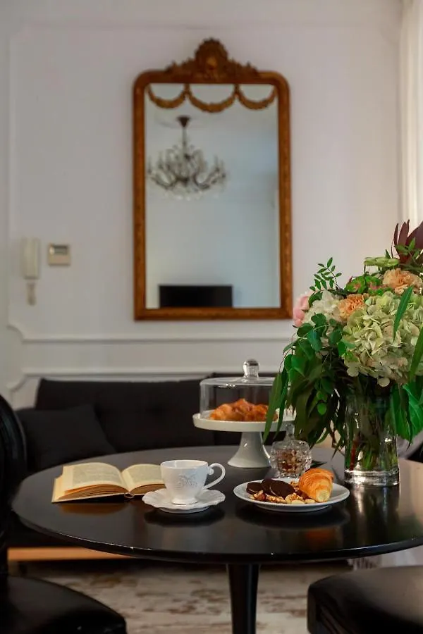 La Luna Suite In Old Town Of Malaga Apartment